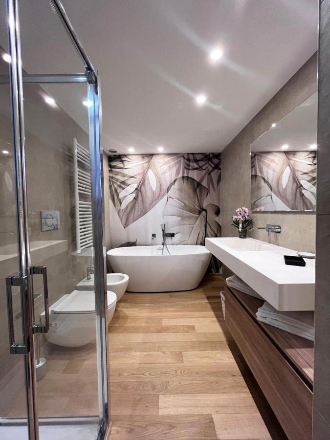 Corso Grand Suites Barletta Esterno foto