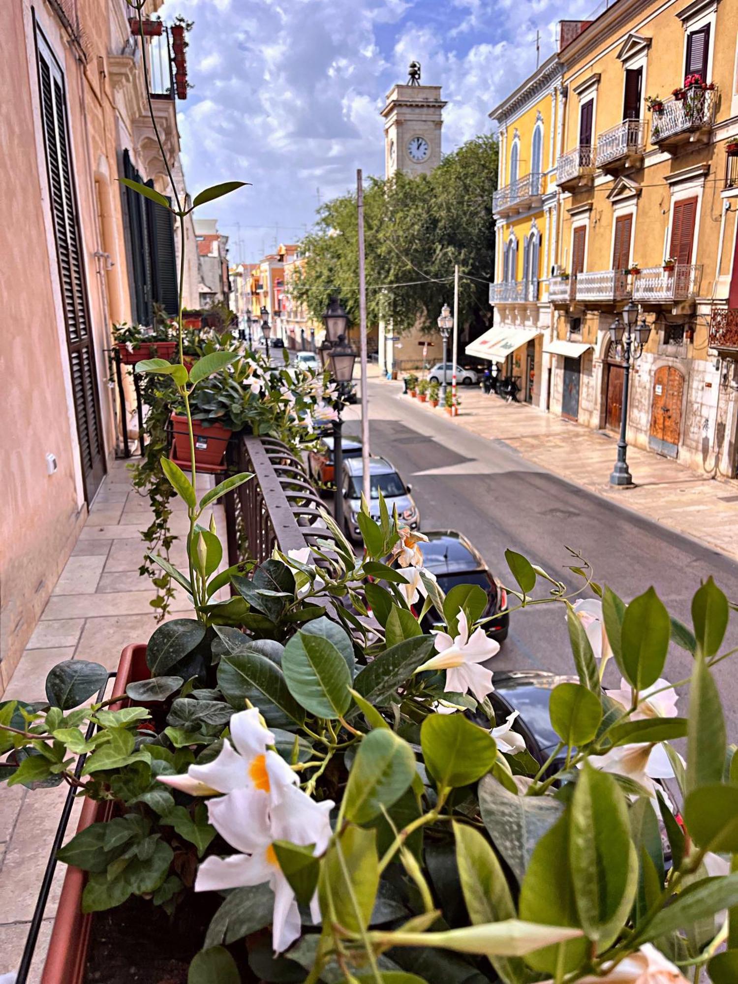 Corso Grand Suites Barletta Esterno foto